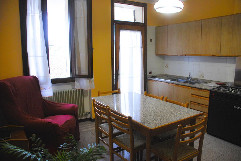 Casa Vacanze Vedelago Istrana Esterno foto